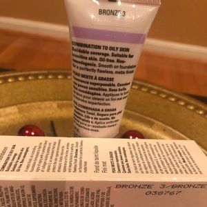 Mary Kay Matte Wear liquid Foundation